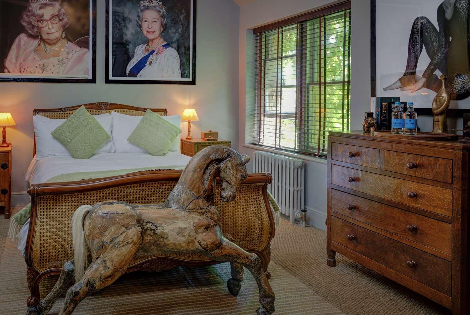 The Rudloe Near Bath - Marco Pierre White Hotel 3*